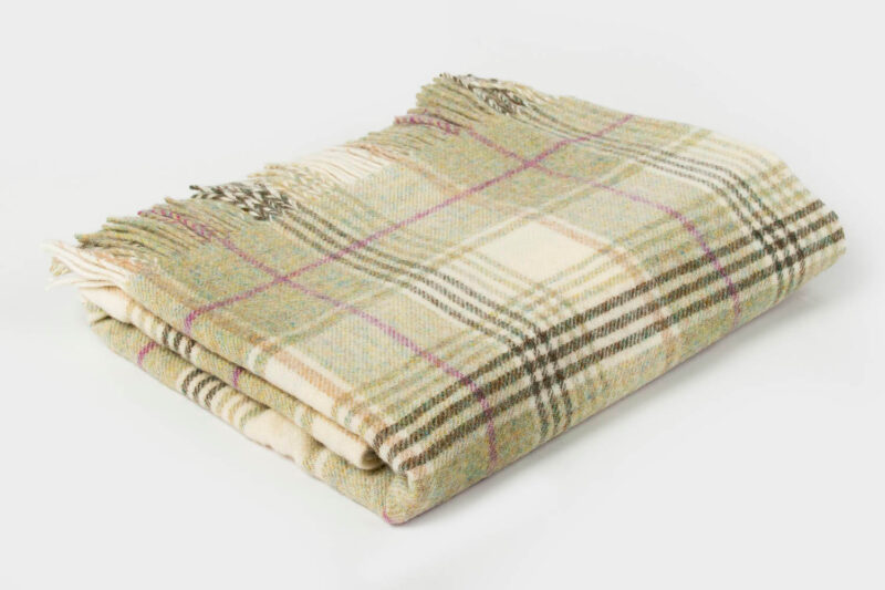 BR-TPG-Bronte-Tartan-Beige-Paars-wollen-dekentje