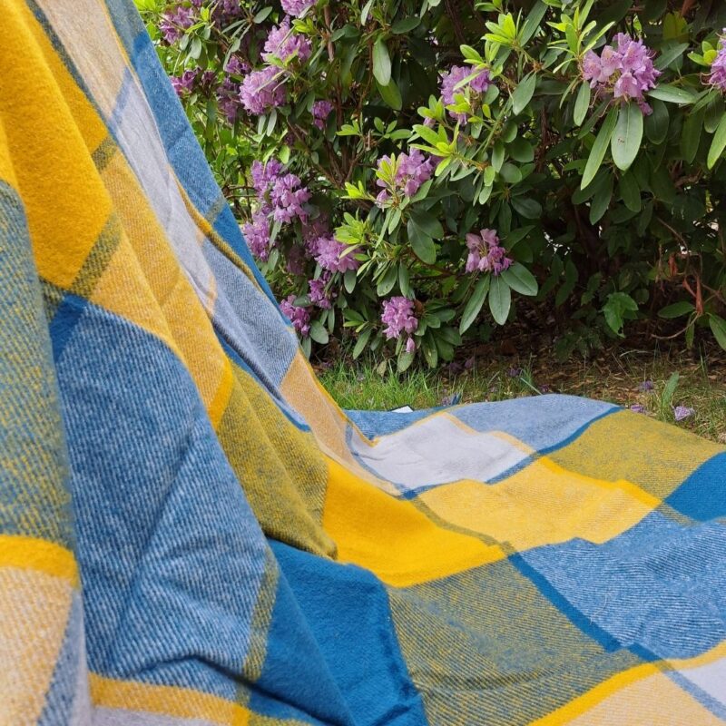 TWEEDMILL - WOLLEN PICKNICKKLEED – WATERDICHT – BLAUW GEEL