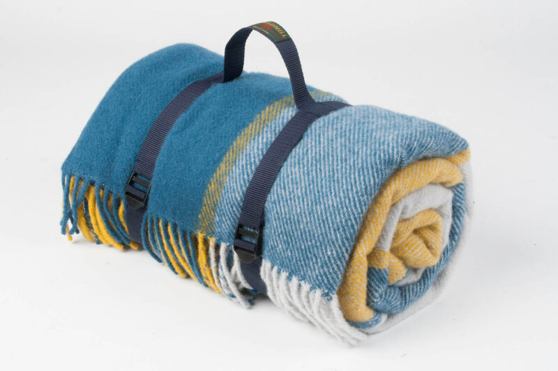 Tweedmill-Picknickkleed-wol-Geblokt-Blauw-geel-waterdicht