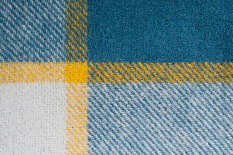 Tweedmill-Picknickkleed-wol-Geblokt-Blauw-geel-waterdicht