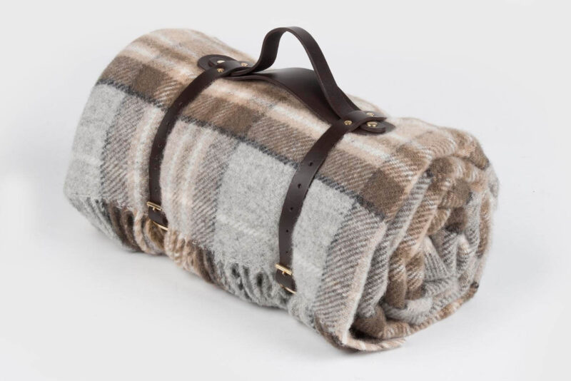 Tweedmill-Picknickkleed-wol-Tartan-Bruin-grijs-waterdicht