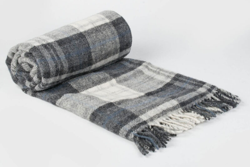 Tweedmill-Picknickkleed-wol-Tartan-Donkergrijs-waterdicht