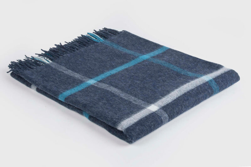 Bronte plaid - geruit - Donkerblauw - Lichtblauw - wollen-dekentje