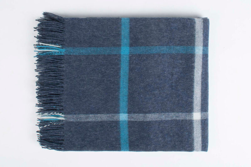 Bronte plaid - geruit - Donkerblauw - Lichtblauw - wollen-dekentje