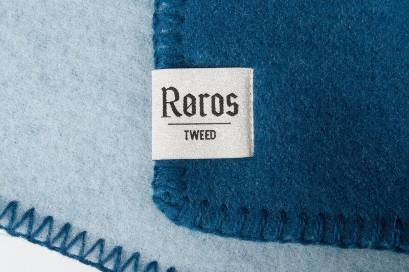 Røros plaid - Color Noise Blue - Blauw - wollen-dekentje