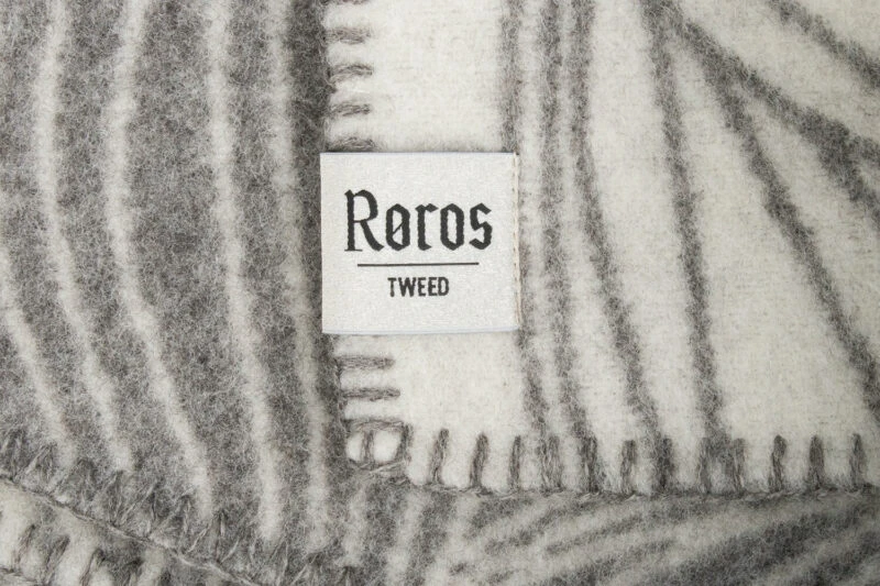 Røros plaid - Naturpled flette - Grijs - Wit - wollen-dekentje