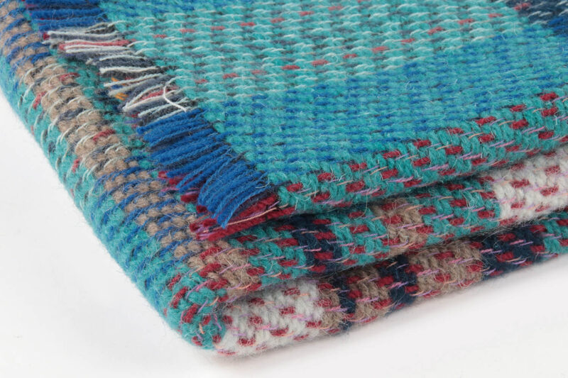 Tweedmill plaid MEDIUM-Recycled wol-Tartan-Turquoise blauw-wollen-dekentje