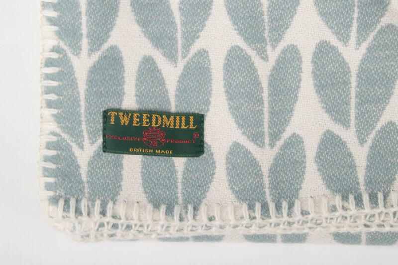 Tweedmill-Sycamore blaadjes Blauw wit-katoenen-dekentje-plaid