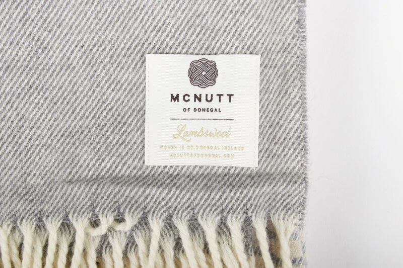 McNutt plaid lamswol - verloop - Lichtgrijs beige-wollen-dekentje