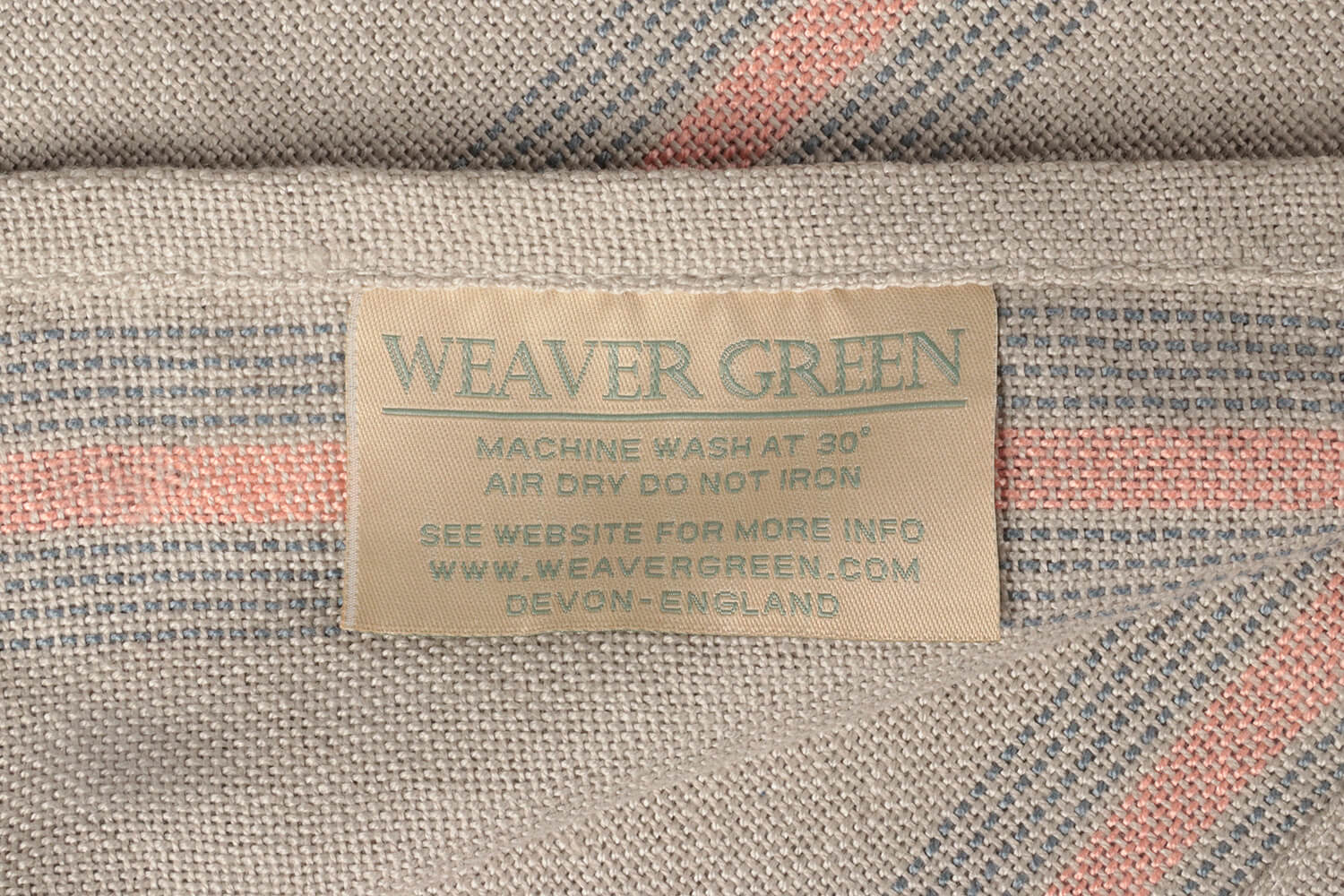 Weaver green plaid-Recycled-Linnen-Baneni-Beige-roze-wollen-dekentje