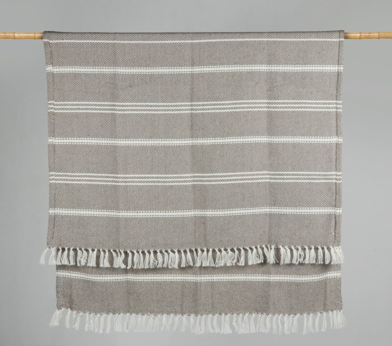 Weaver green plaid XL-Recycled-Strepen Oxford stripes-Donkerbeige wit-wollen-dekentje