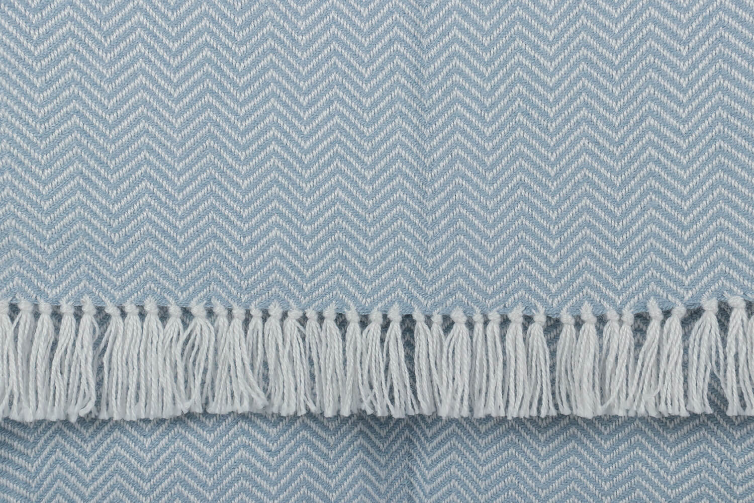 Weaver green plaid XL-Recycled-Visgraat-Lichtblauw wit 2-wollen-dekentje