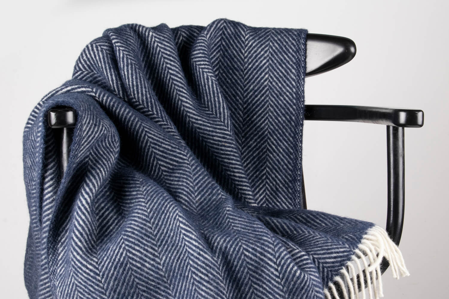 Tweedmill plaid-Visgraat-Donkerblauw-Wit-wollen