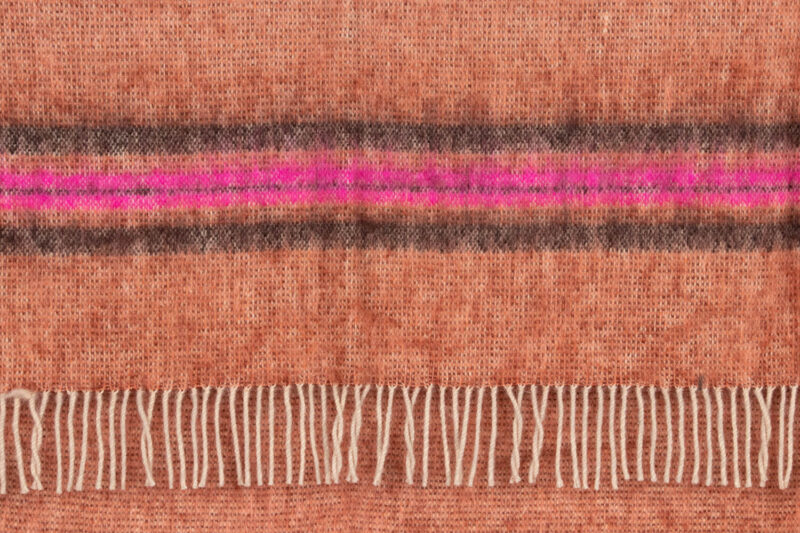 MOHAIR SCHOTS-Effen met banen-Oranje-roze-wollen