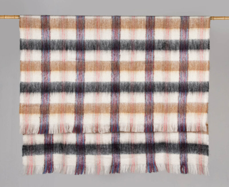 MOHAIR SCHOTS-Tartan-Beige-zwart-wollen