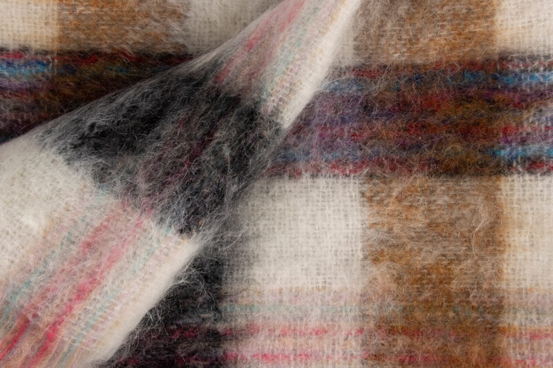 MOHAIR SCHOTS-Tartan-Beige-zwart-wollen