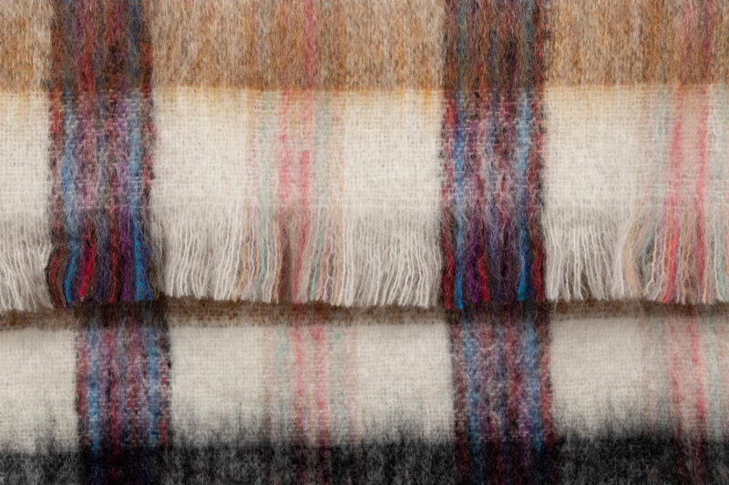 MOHAIR SCHOTS-Tartan-Beige-zwart-wollen