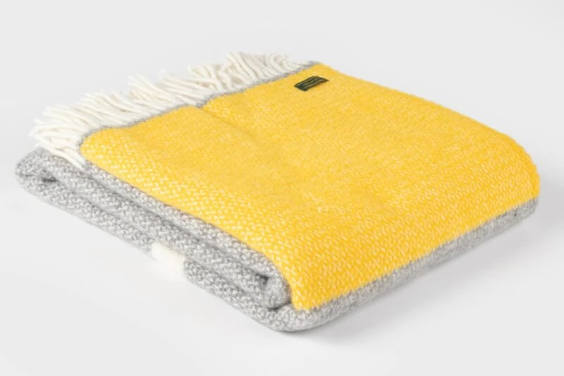 Tweedmill plaid-Banen-Grijs-Geel-wollen-dekentje-a