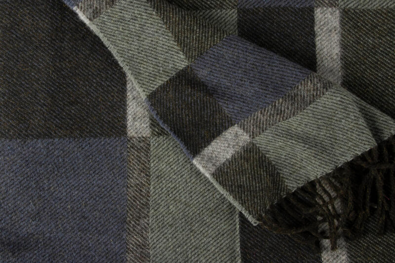 McNutt plaid - Geblokt - Sparrow Block-Groen blauw-wollen-dekentje-a