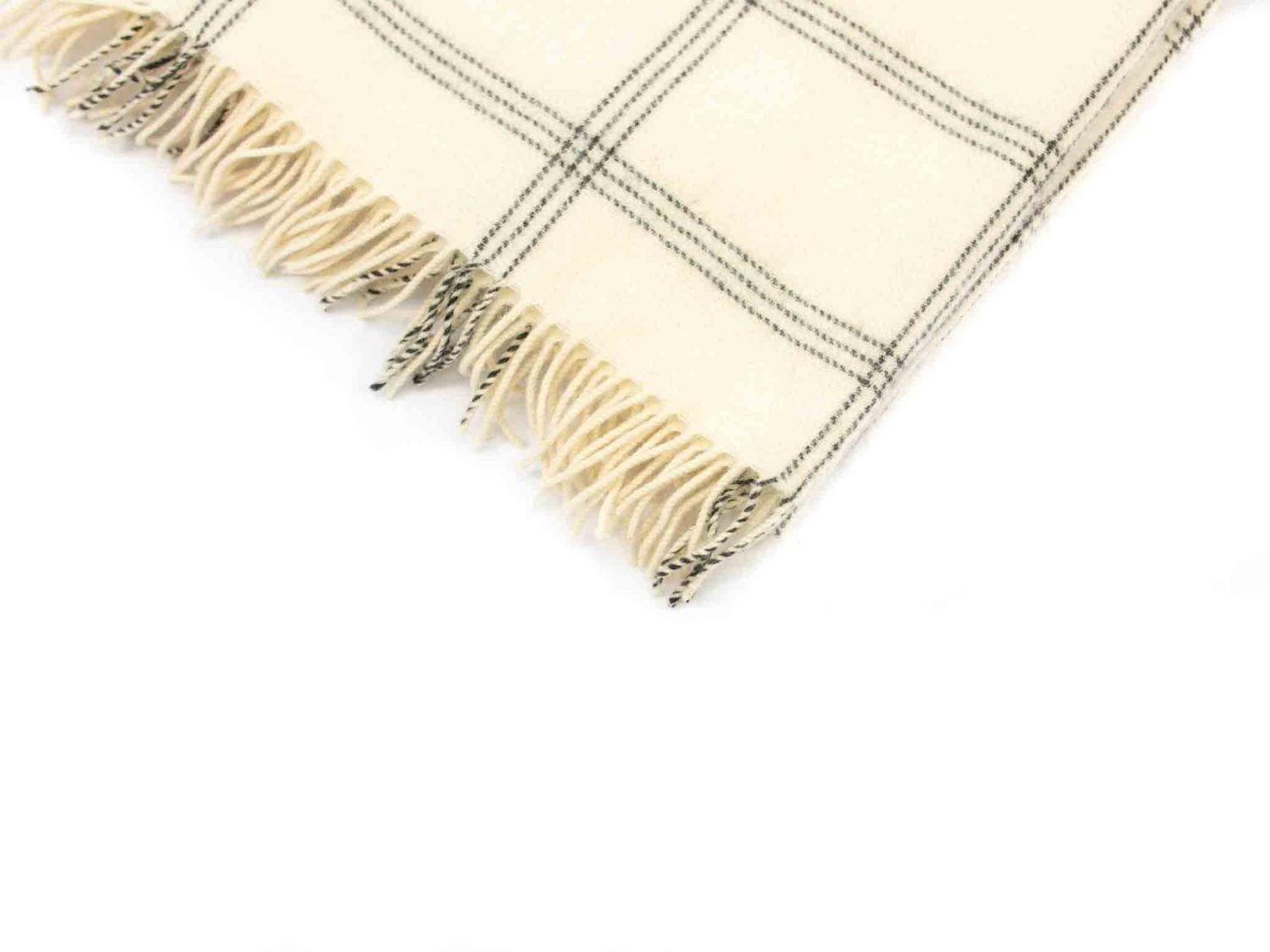 McNutt Alpaca Creme geblokt-1