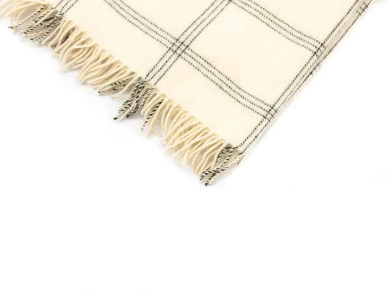 McNutt Alpaca Creme geblokt-1