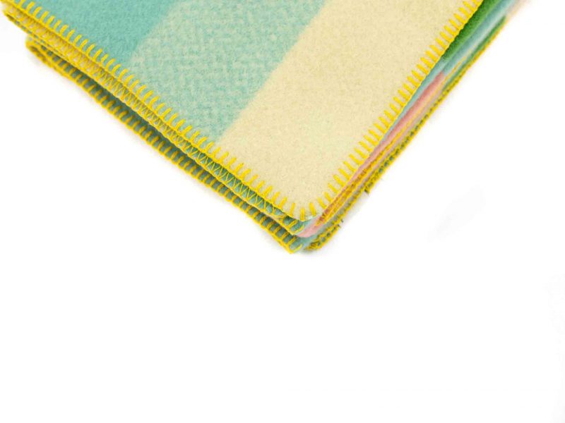 Røros "Mikkel" -Wollen Plaid - Pastel Groen-1