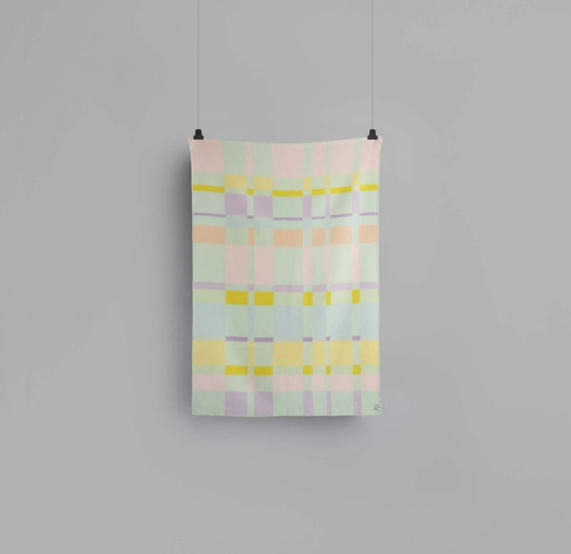 RØROS “CITY” – WOLLEN PLAID – PASTEL