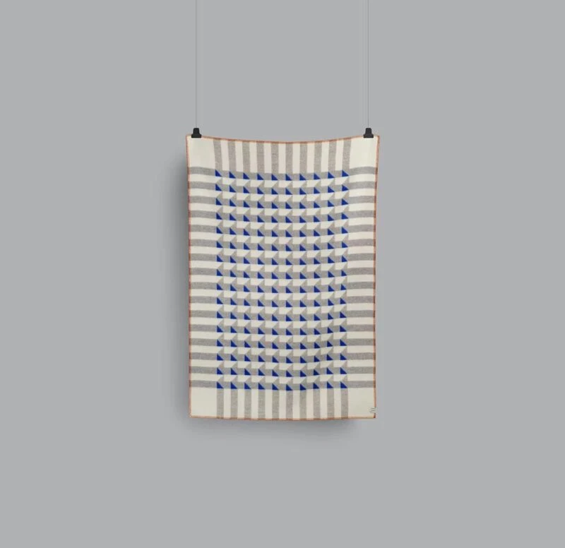 RØROS “KVAM” – WOLLEN PLAID – BLAUW