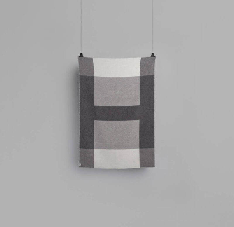 Røros "Syndin" - Wollen Plaid - Slate