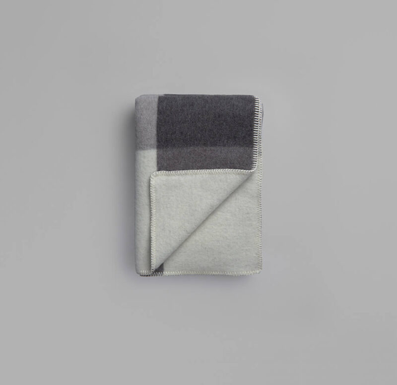 Røros "Syndin" - Wollen Plaid - Slate