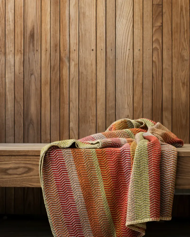 Røros “Fri” – Wollen Plaid – Geel Groen Rood