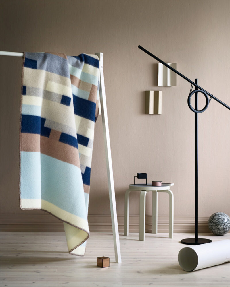 Røros “Bergstaden” – Wollen Plaid – Beige Blauw