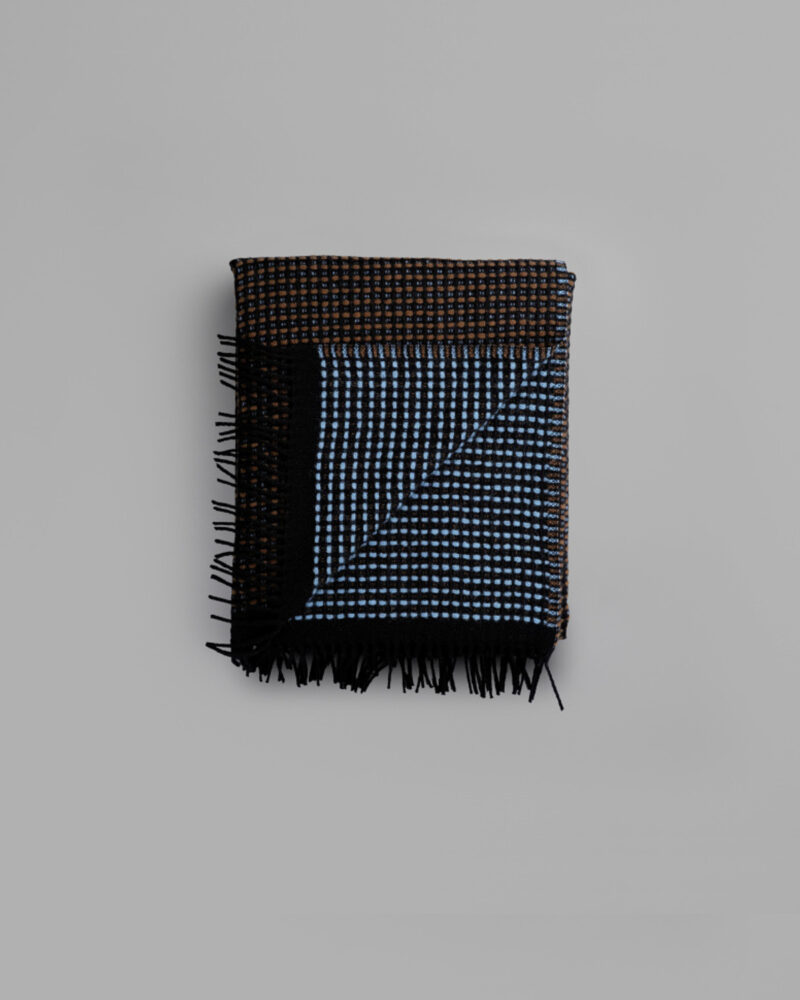 Røros “Lofoten” – Wollen Plaid – Blauw Bruin