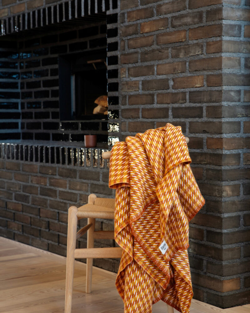 Røros “Mimi” – Wollen Plaid – Apricot